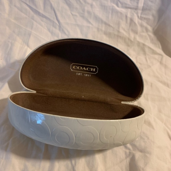 Sunglasses Case Coach - Picture 2 of 3